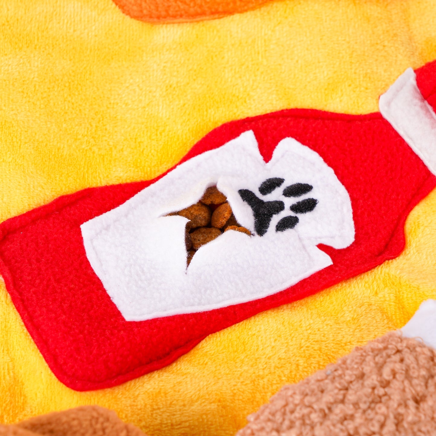 dailyhoo Interactive Snuffle Mat is a good choice for seeking game